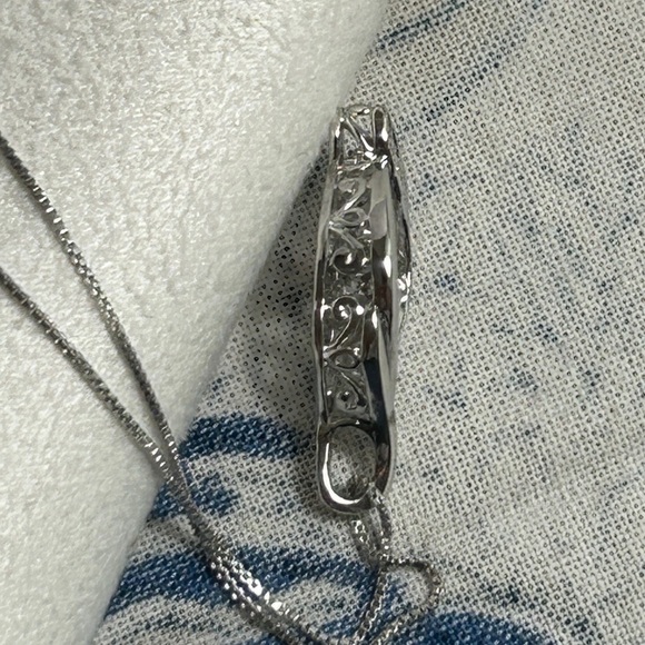 925 Silver Crystal Pendant Necklace Infinity Symbol Teardrop/Eye Shape 18" Chain - Picture 10 of 16